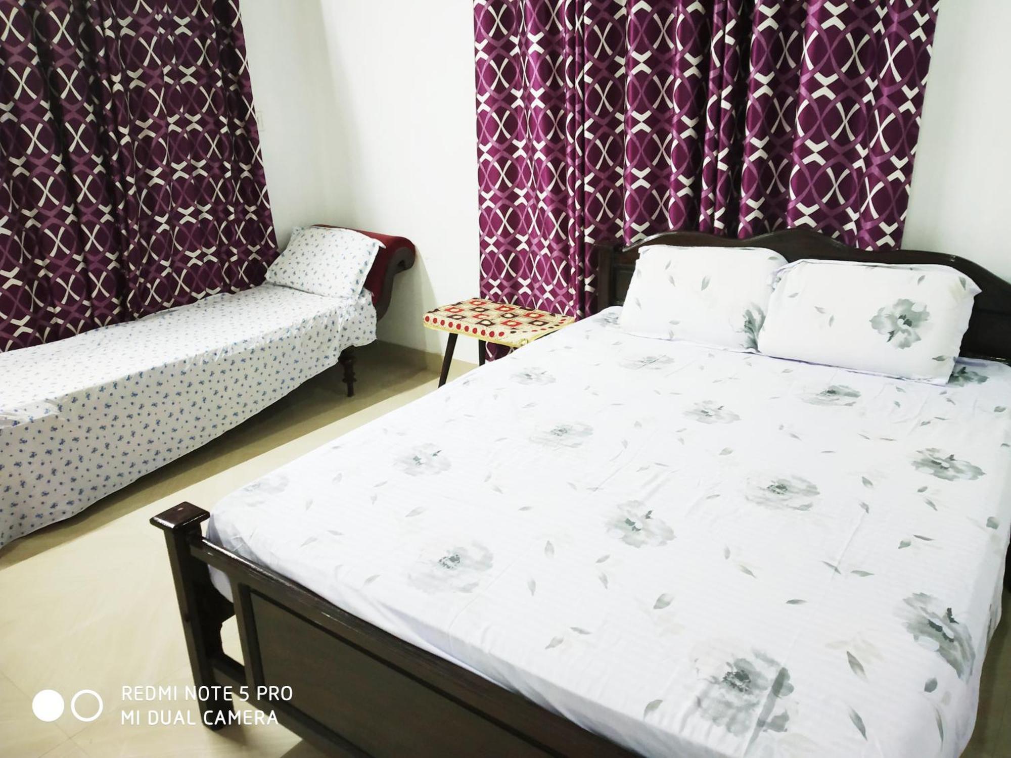 Munroe Heritage Inn Mundrothuruth Habitación foto